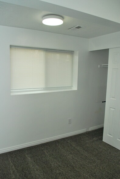 Building Photo - 2954 S 625 W