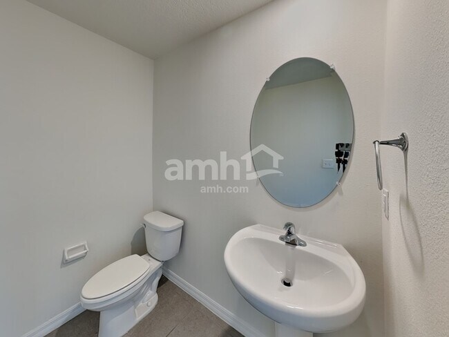 Building Photo - 12241 High Rock Way