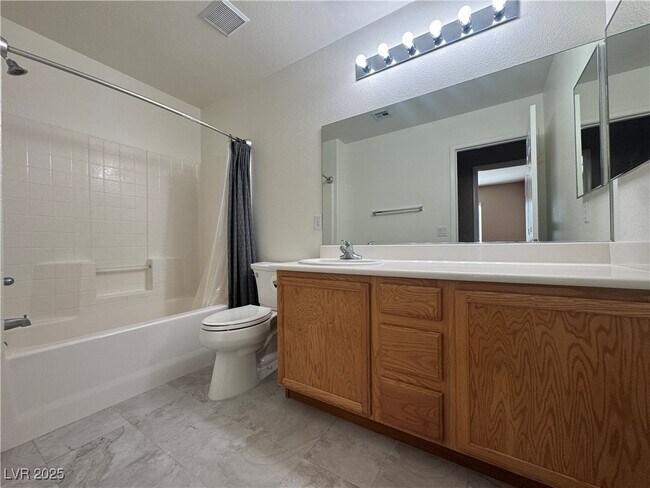 Building Photo - 9963 Burton Lake Ct