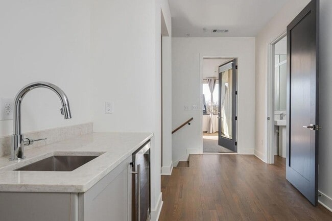 Building Photo - 2347 Hosea L Williams Dr SE