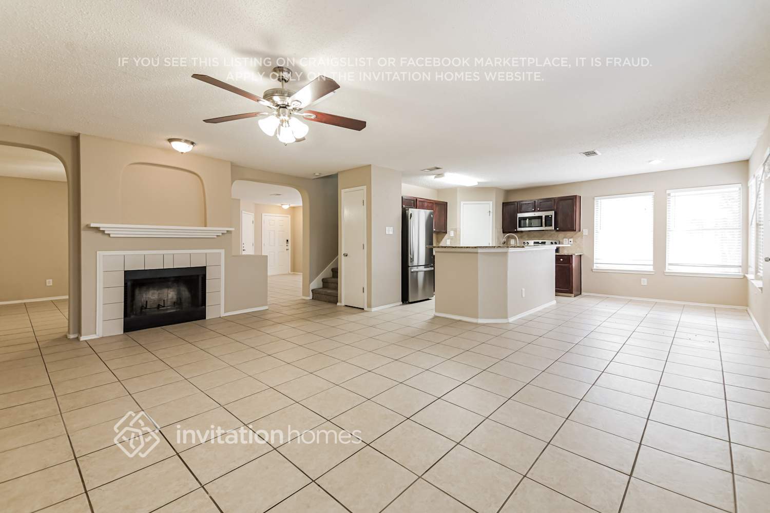 Building Photo - 2040 Cardinal Ln