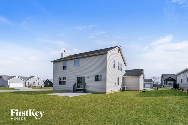 Building Photo - 678 Lost Canyon Blvd