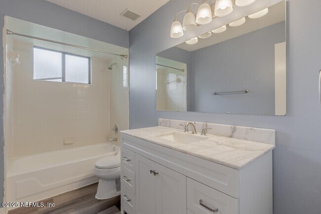 Building Photo - 3331 Ashridge Dr