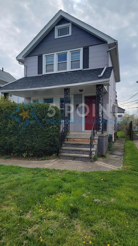 Primary Photo - 3058 W 116th St