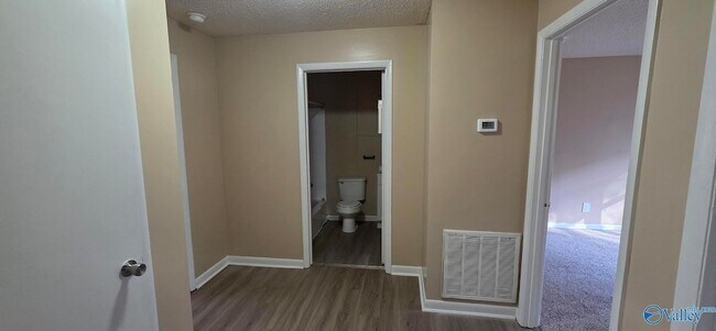 Building Photo - 2108 Hill St NW