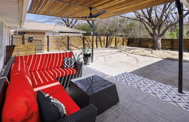 Building Photo - 10282 Vinemont St