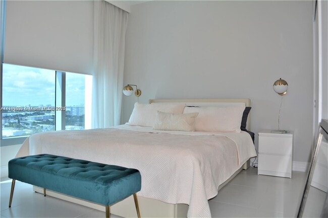 Building Photo - 6899 Collins Ave