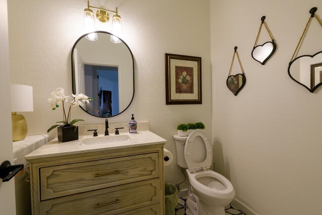 Building Photo - 17635 N 55th Pl