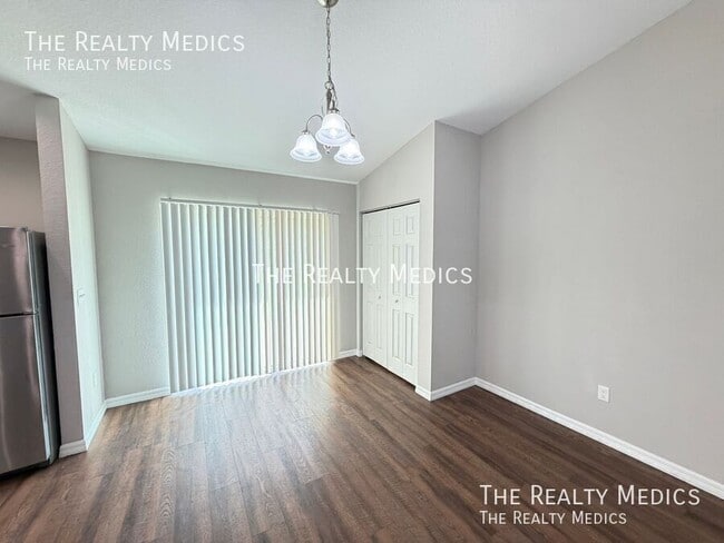 Building Photo - 4781 SW 166th Ln