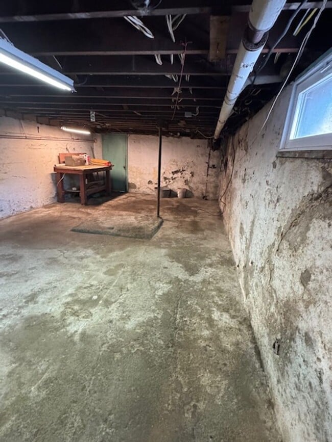 Building Photo - 3 Bedroom in Plains