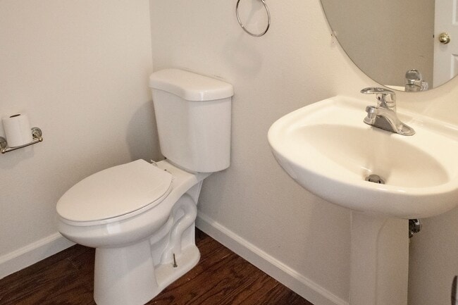 Building Photo - 3 bedroom 2.5 bathroom two-story rental in...