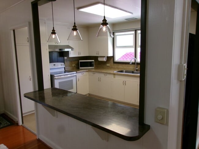 Building Photo - Halawa Drive
