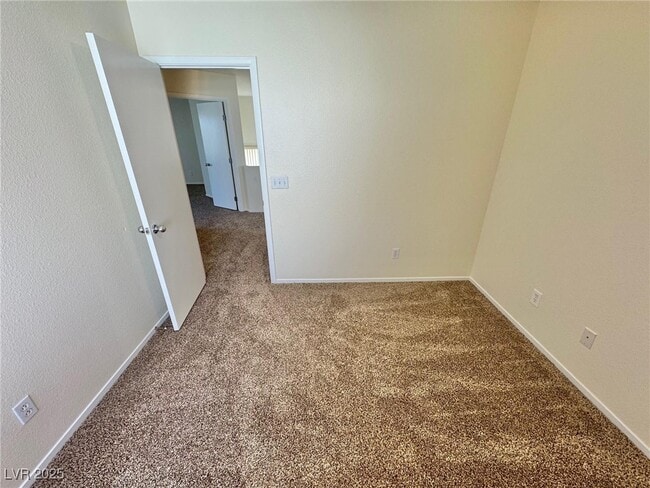 Building Photo - 932 Ribbon Grass Ave