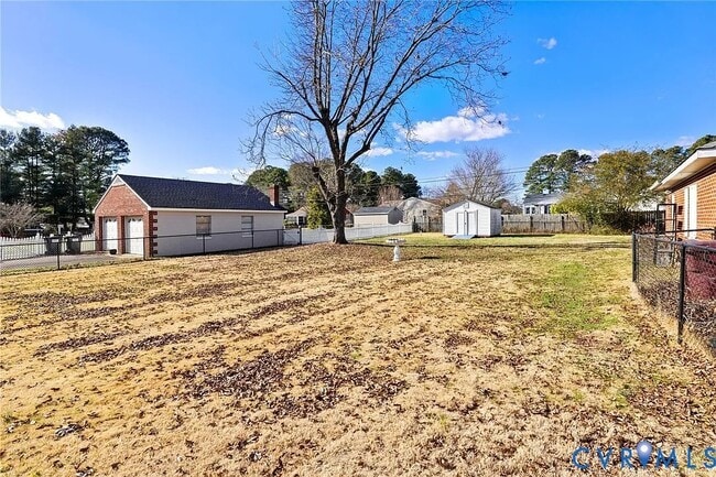 Building Photo - 8276 Franklin Ln