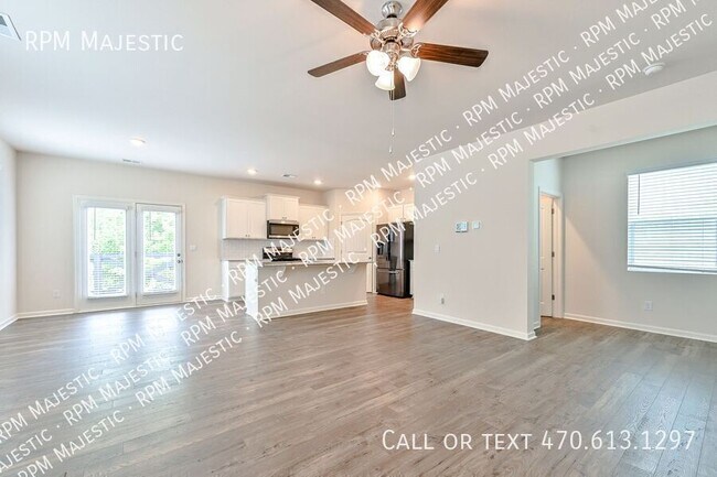 Building Photo - 853 Bentley Dr