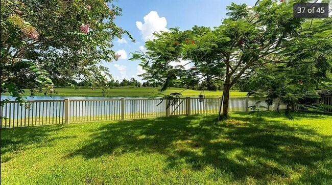 Building Photo - 727 129th St NE