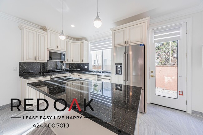 Building Photo - 2017 S Centinela Ave