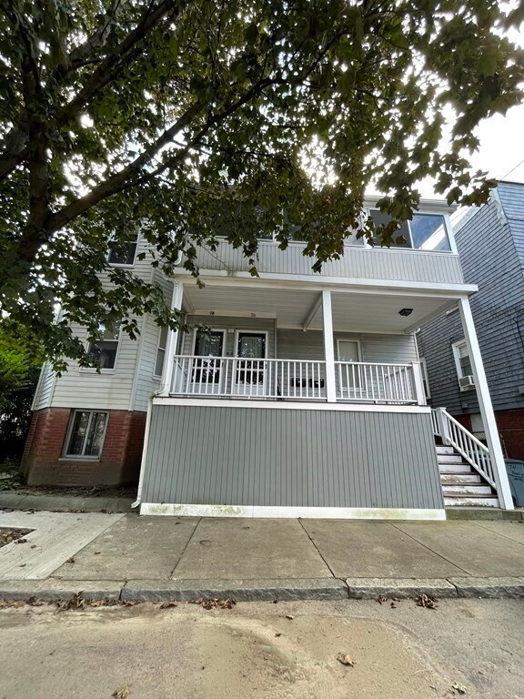 Building Photo - 76 Heath St