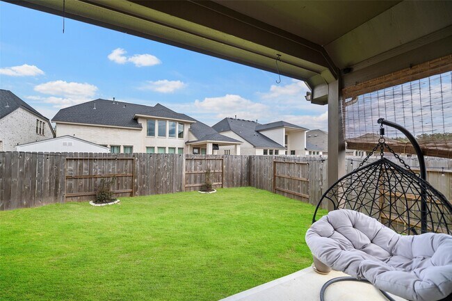 Building Photo - 29003 Spicewood Vly Dr