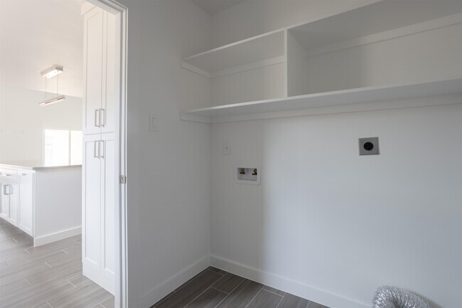 Building Photo - 9910 Caddo Lp