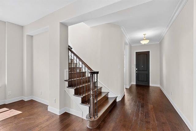 Building Photo - 6533 Mandalay Ct
