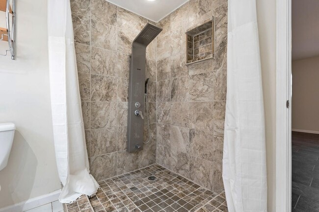 Building Photo - 7025 White Butterfly Ln