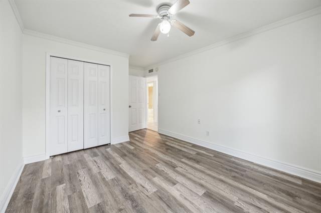 Building Photo - 4218 Crestwood Dr
