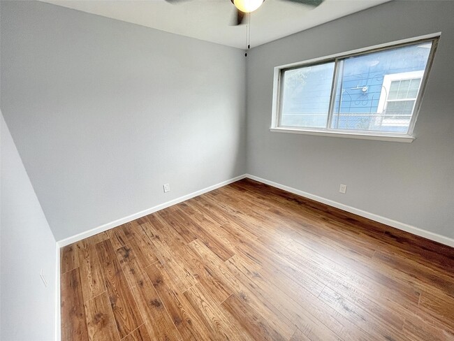 Building Photo - 8116 Greenspan Ave