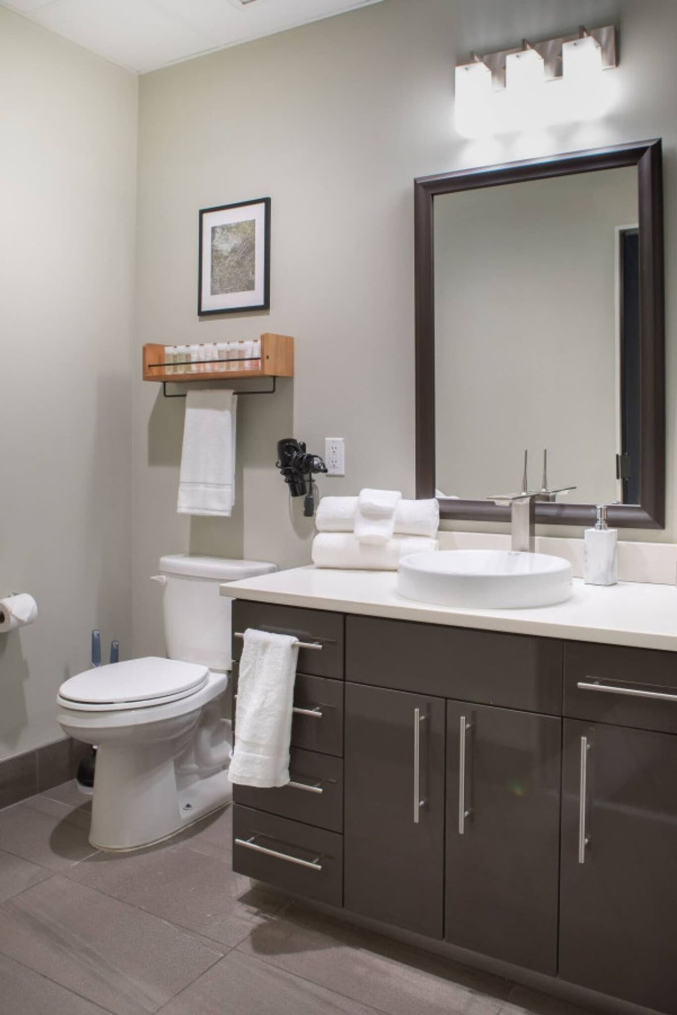 Building Photo - 225 E Michigan St