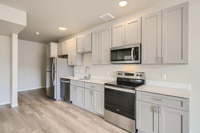 Building Photo - Brand new 2 Bed / 2 Bath in Eagle Colorado...