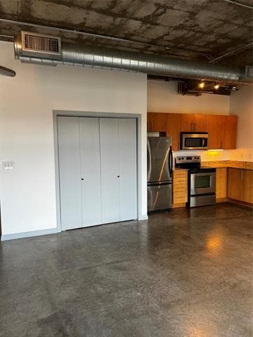 Building Photo - 1001 Belleview St