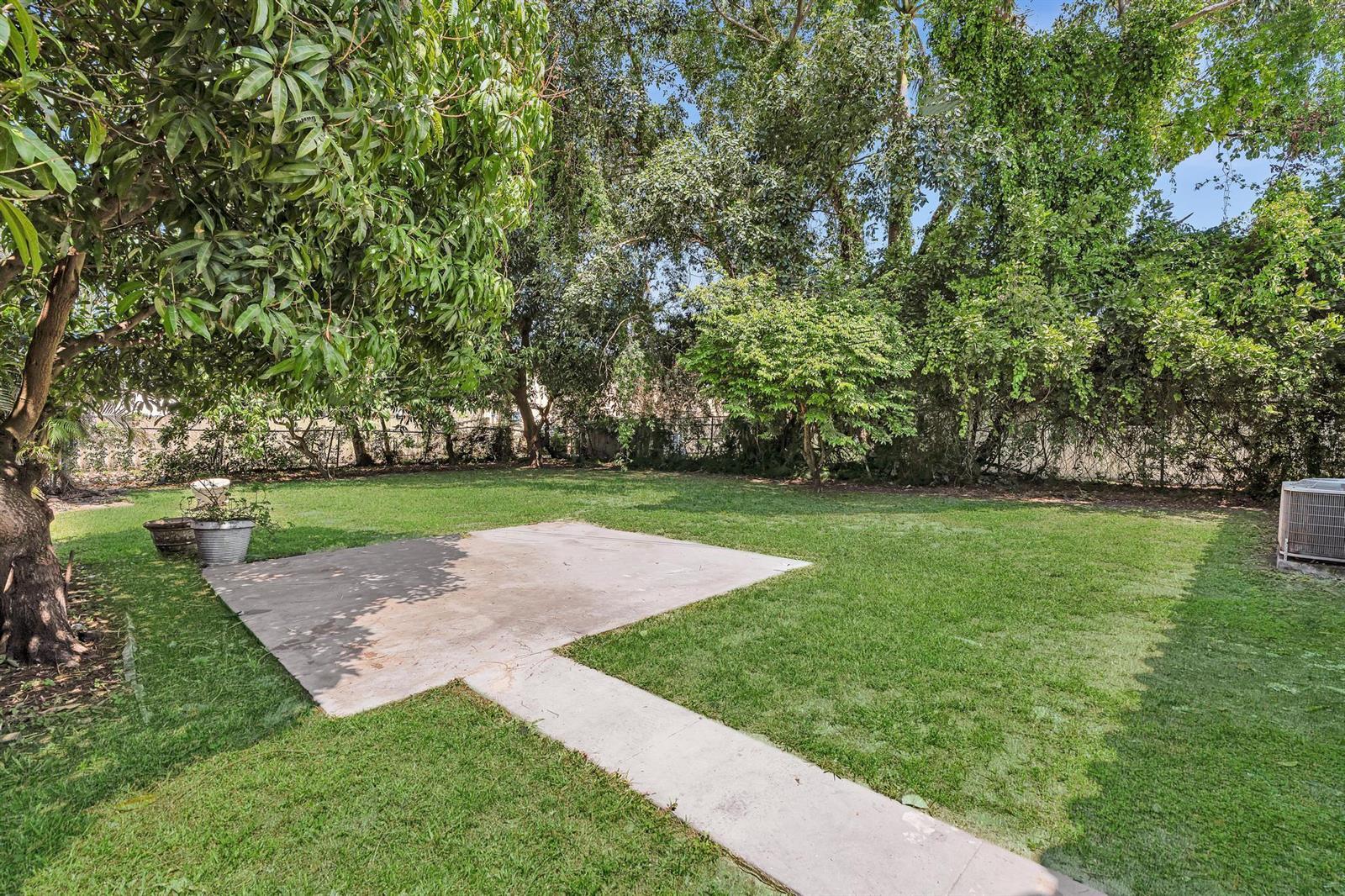 Building Photo - 1845 Sherman St