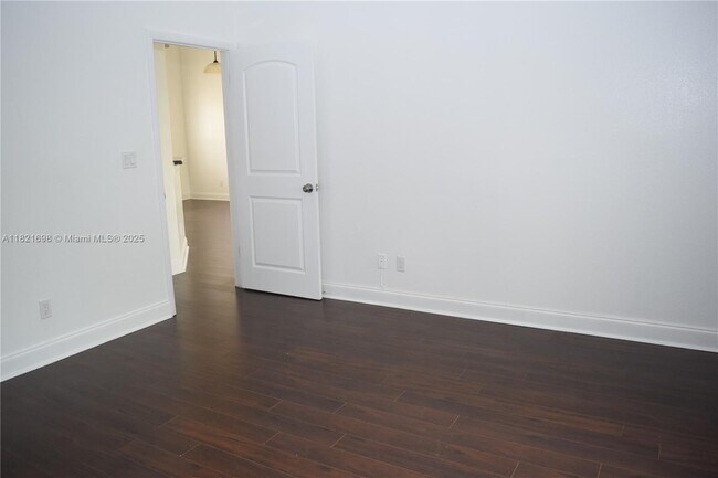 Building Photo - 3413 NW 44th St
