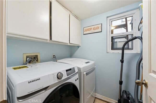 Building Photo - 7726 Whitney Dr