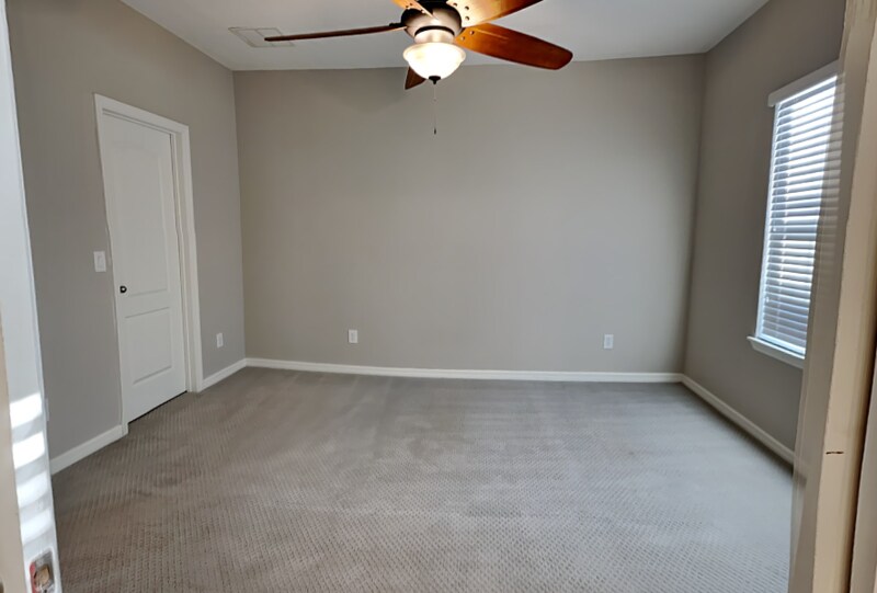 Building Photo - 56 Boardwalk Ave