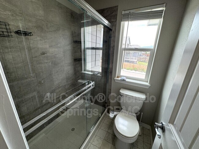 Building Photo - 6471 Weiser Dr