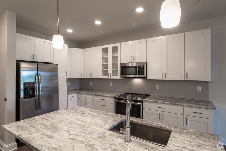 Model 1A - 1 Br 1 Bath - Main Street at Woodmont Commons