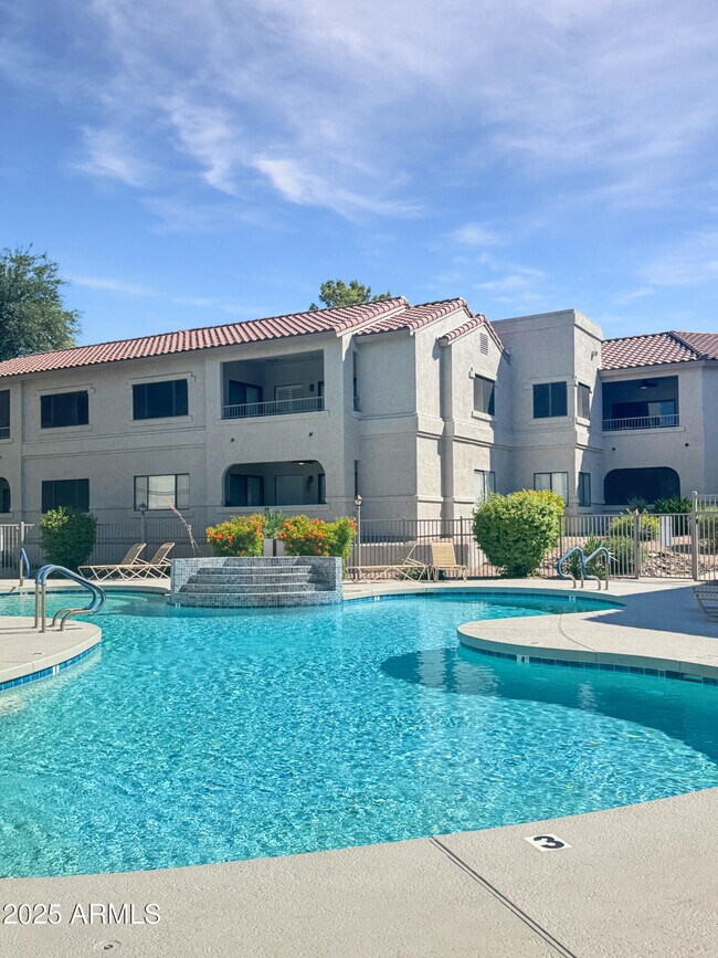 Building Photo - 9455 E Raintree Dr