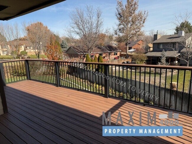 Building Photo - 3530 Ponderosa Way