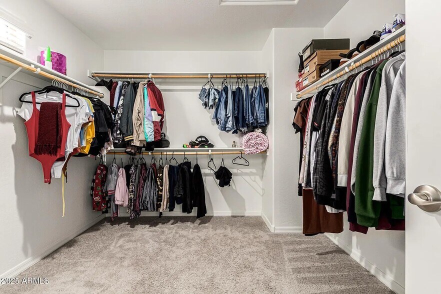 Building Photo - 1020 S 151st Ave