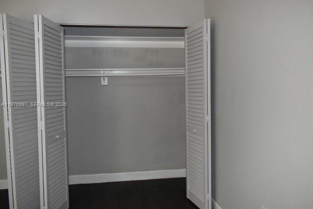 Building Photo - 1975 NE 135th St