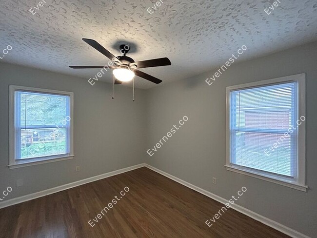 Building Photo - 4377 Aldridge Dr