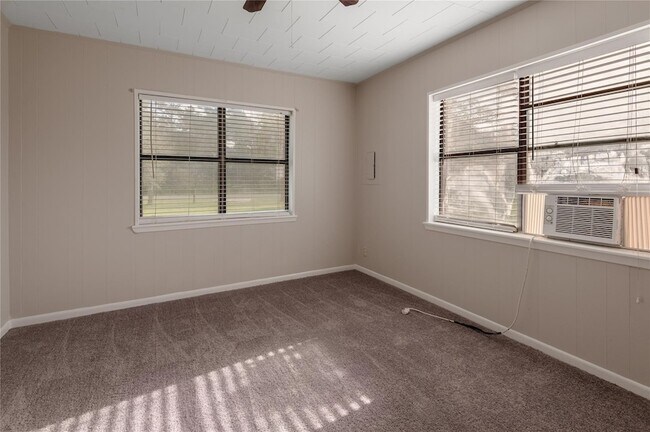 Building Photo - 2155 US-287