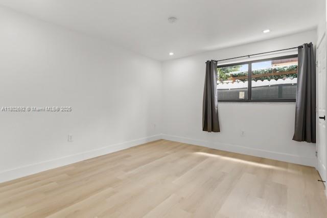 Building Photo - 3125 NW 21st Ct