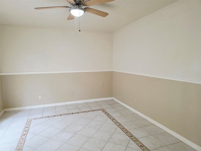 Building Photo - 10306 Jockey Club Dr