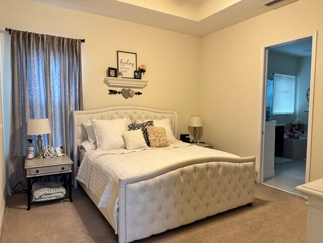 Building Photo - 55 Cortona Ln