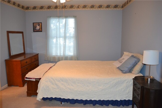 Building Photo - 24 Amberwood Pl