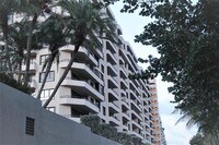 Building Photo - 251 Crandon Blvd