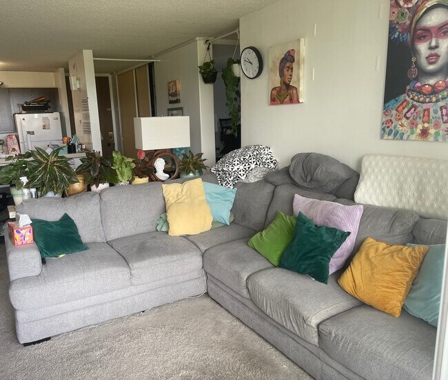 Living Room - 98-410 Koauka Loop