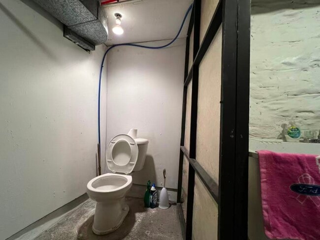 Building Photo - 41 S 13th St